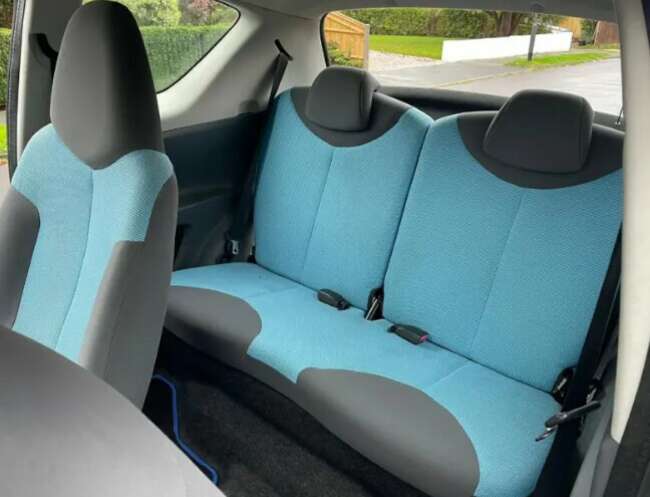 2008 Peugeot 107 Blue Special Edition