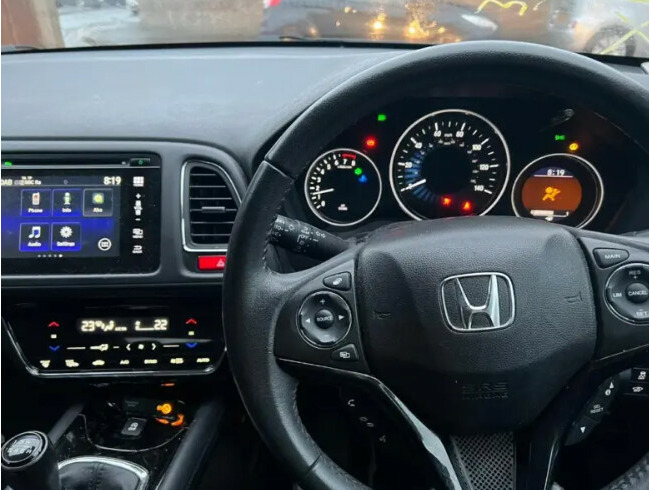 2018 Honda HR-V light damage