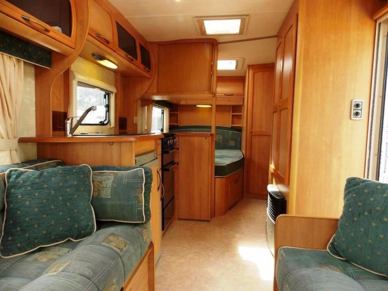 2003 Ace Award Northstar 4 Berth Fixed Bed Touring Caravan image 4