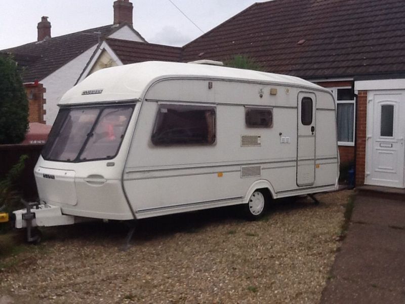 1991 4 birth Lunar clubman 475-4 with porch awning image 1