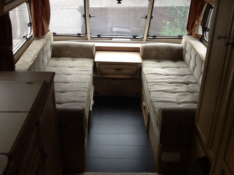 1991 4 birth Lunar clubman 475-4 with porch awning image 7