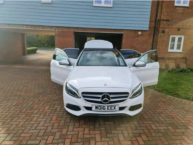 2016 Mercedes C350E, Plug-In Hybrid, £0 Road Tax, Full Service Last Month.
