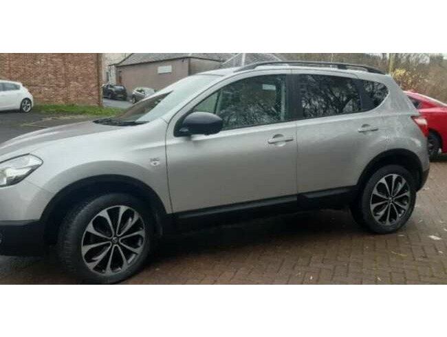 2013 Nissan Qashqai, Auto. Hatchback,1598 (cc), 5 Doors