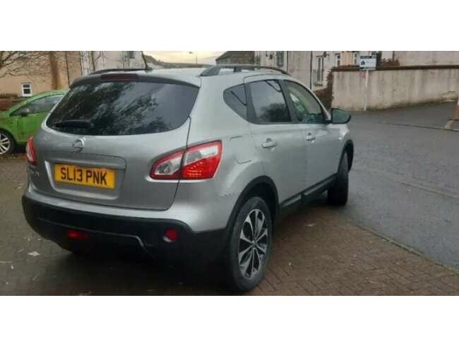 2013 Nissan Qashqai, Auto. Hatchback,1598 (cc), 5 Doors