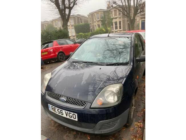 2006 Dark Blue Ford Fiesta