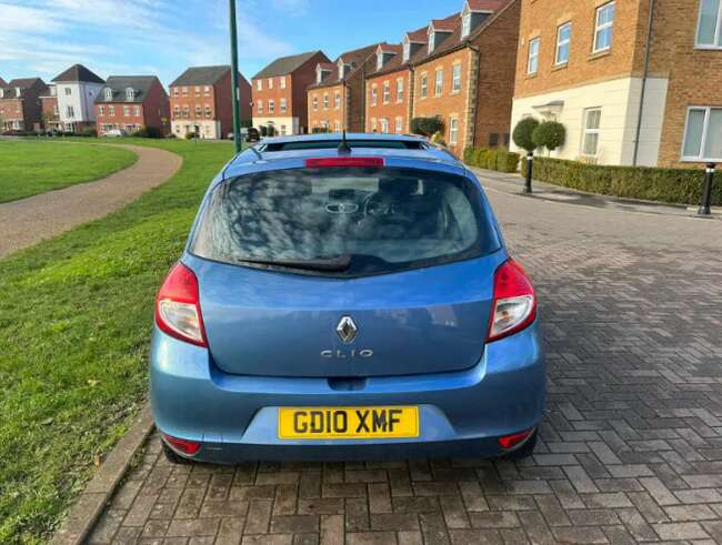 2010 Renault Clio