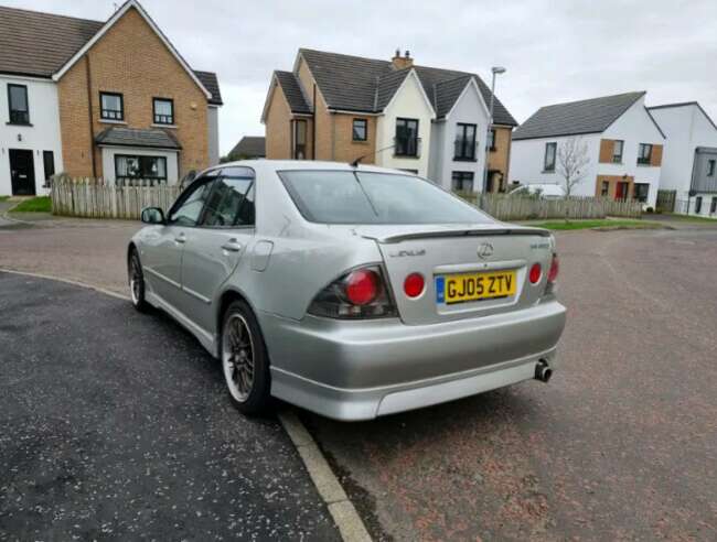 2005 Lexus IS 200 Se Plastic Kitted