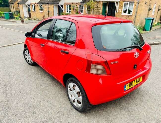 2007 Toyota Yaris 1.0 Vvti Service History 1 Yeat Mot Bery Clean £1450