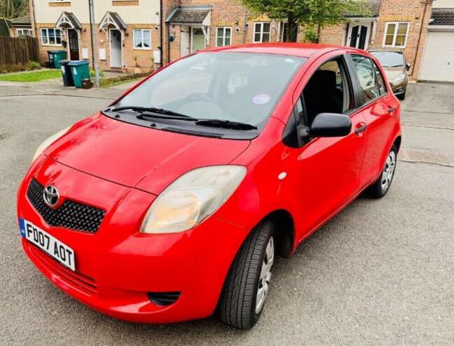 2007 Toyota Yaris 1.0 Vvti Service History 1 Yeat Mot Bery Clean £1450