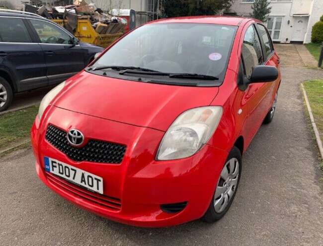 2007 Toyota Yaris 1.0 Vvti Service History 1 Yeat Mot Bery Clean £1450