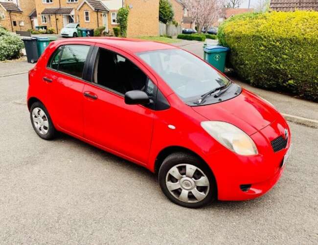 2007 Toyota Yaris 1.0 Vvti Service History 1 Yeat Mot Bery Clean £1450