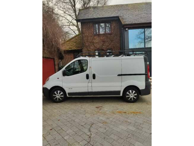 2010 Renault, Trafic, Panel Van, Manual, 1996 (cc)