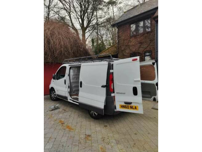 2010 Renault, Trafic, Panel Van, Manual, 1996 (cc)
