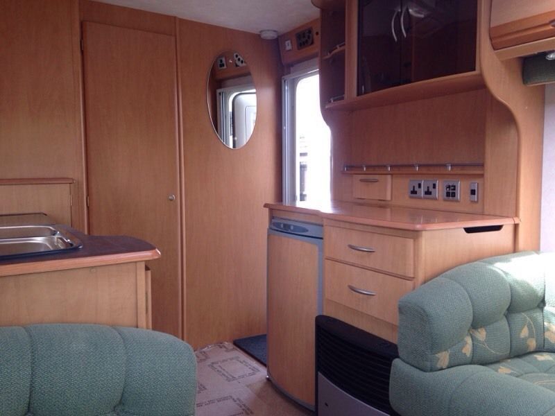 2006 Coachman VIP 460 / 2 image 5