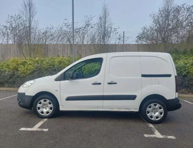 2014 Peugeot Partner Professional L1 850