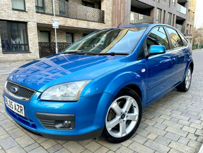 2005 Ford Focus 2.0 Titanium, Full Leather Interior, Sunroof