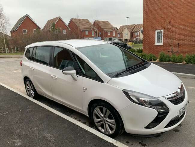 2014 Vauxhall, ZAFIRA, MPV, Manual, 1956 (cc), 5 doors