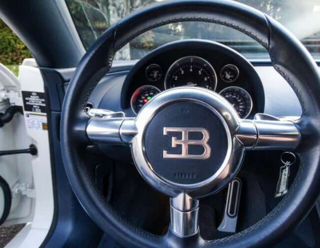 2011 Bugatti Veyron Petrol Automatic