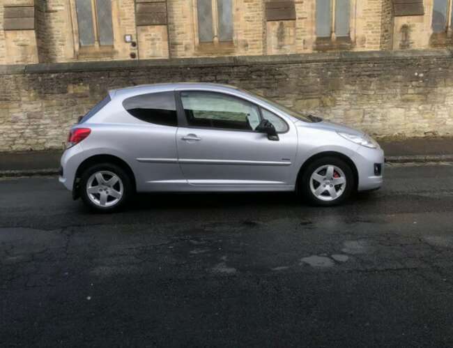 Peugeot 207 Sportium