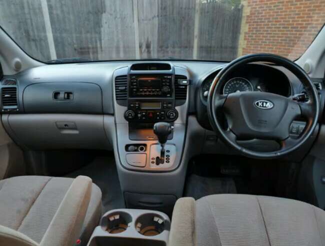 2008 KIA Sedona Automatic 7 seater