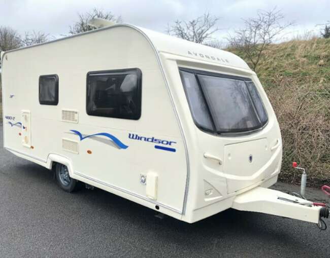 2008 Avondale Windsor 480 2 berth, Caravan with Motormover