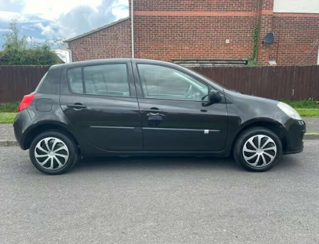 2007 Renault Clio 1.2 Full Mot Clean Car. £1295