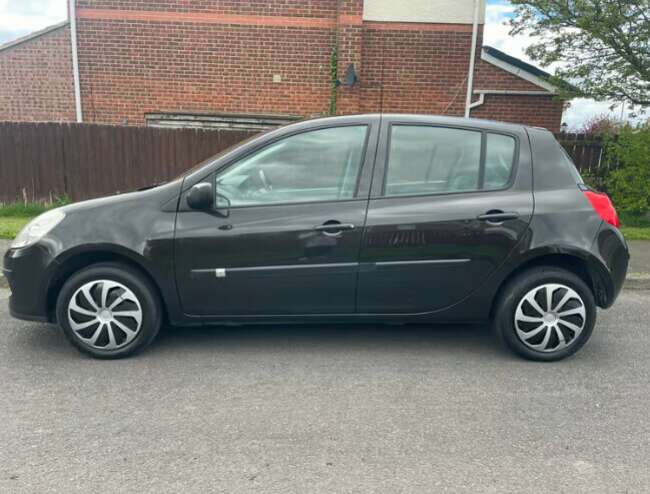 2007 Renault Clio 1.2 Full Mot Clean Car. £1295