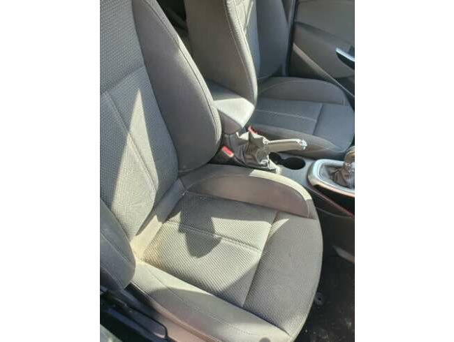 2013 Vauxhall Astra, Hatchback, Manual, 1598 (cc), 5 Doors