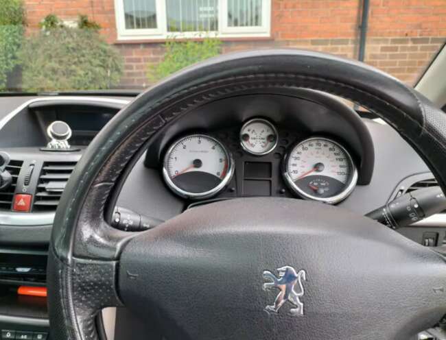 2007 Peugeot 207, Sport 1.6 Diesel Hatchback, Manual, 1560 (cc), 3 doors