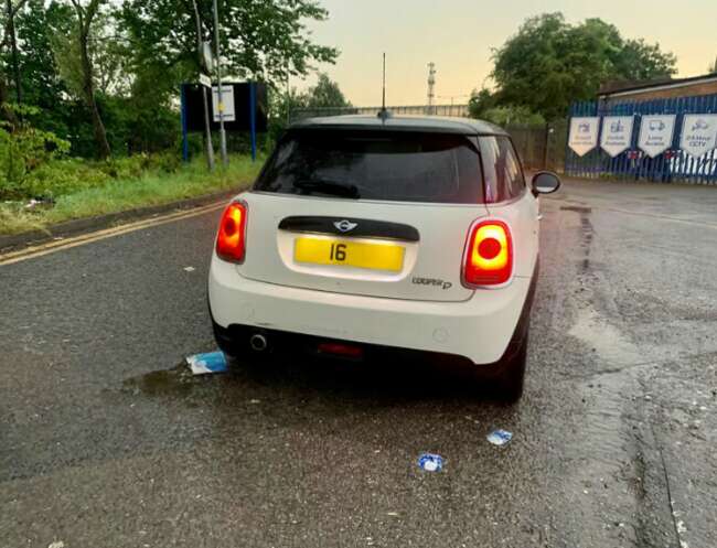 2016 Mini Cooper D | 95k, 2 Owners, Ideal First Car
