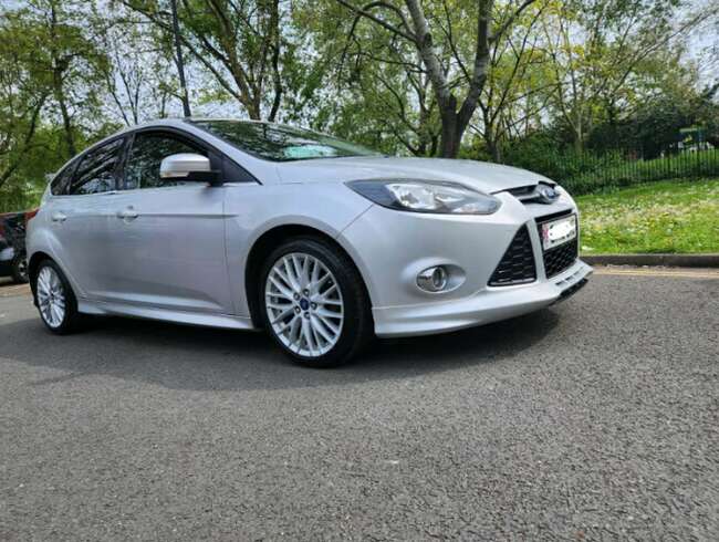 2013 Ford Focus Zetec S Turbo 1.0, Petrol, Manual, Silver, Hatchback