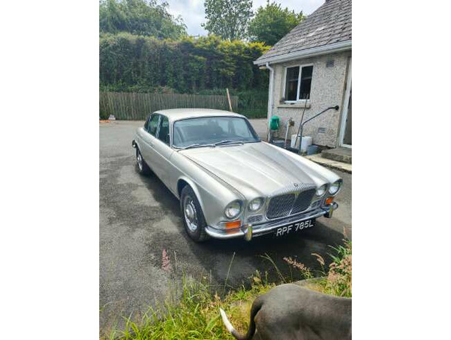 Daimler Sovereign XJ6 Series 1