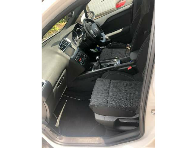 2018 DS 4, Hatchback, Manual, 1560 (cc), 5 doors, Diesel