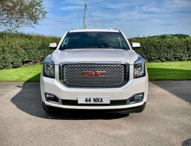 2017 GMC Yukon Tahoe Suburban Escalade, Automatic, Petrol