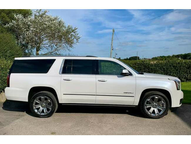 2017 GMC Yukon Tahoe Suburban Escalade, Automatic, Petrol