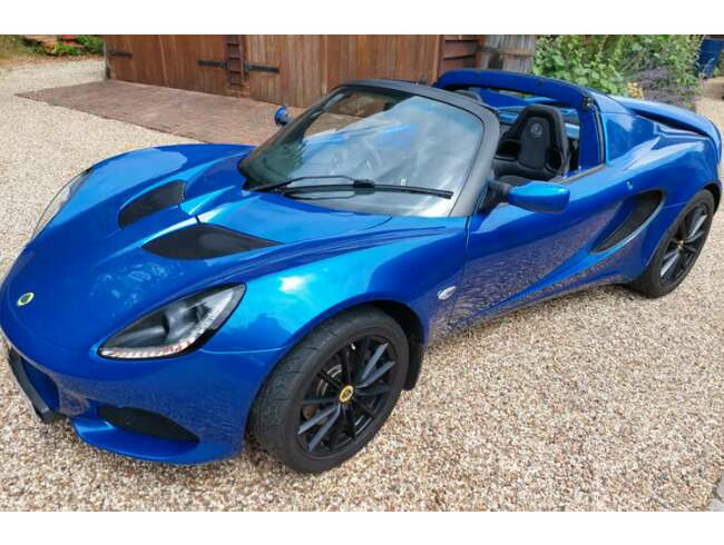 2017 Lotus ELISE, Convertible, Manual, 1796 (cc), 2 doors