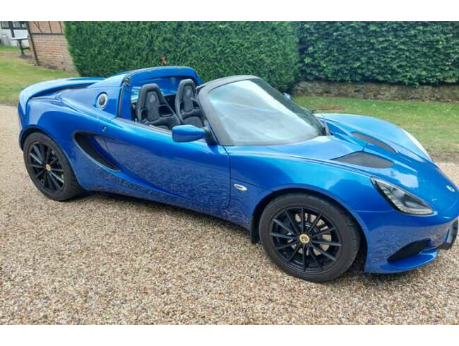 2017 Lotus ELISE, Convertible, Manual, 1796 (cc), 2 doors