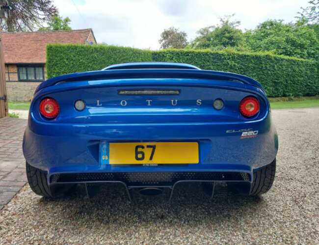 2017 Lotus ELISE, Convertible, Manual, 1796 (cc), 2 doors