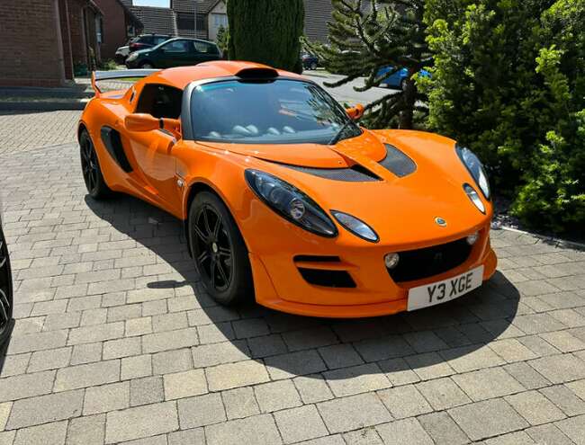 Lotus Exige S 240 PP - 2010MY - Chrome Orange, Electric, Manual