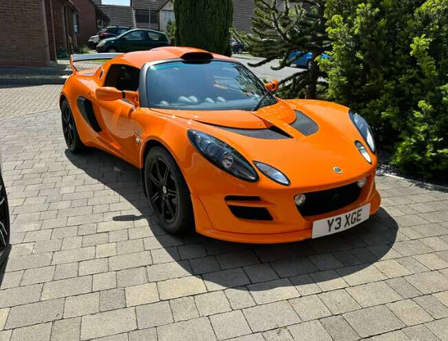 Lotus Exige S 240 PP - 2010MY - Chrome Orange, Electric, Manual