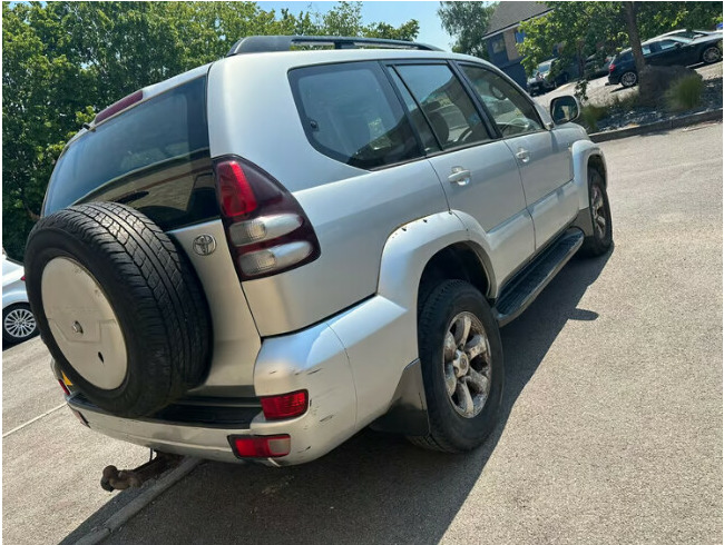 2003 Toyota Land Cruiser LC5