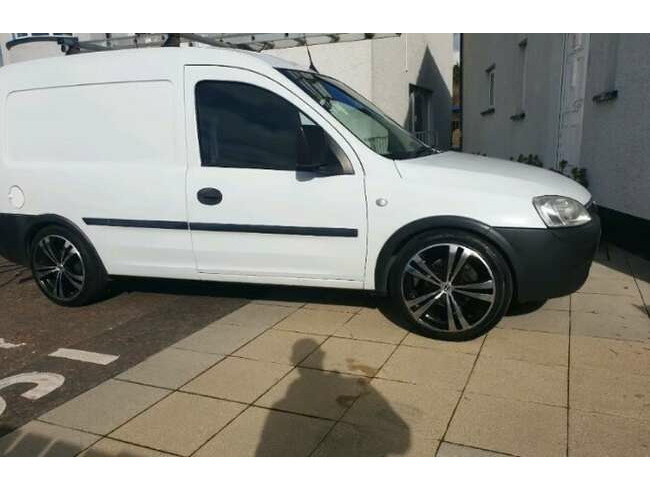 2009 Vauxhall Combo 1.3 cdti with Wfp Window Cleaning System, Diesel