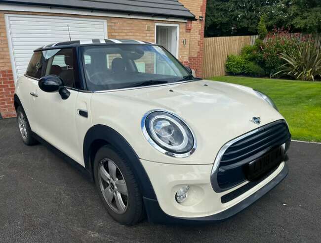 2018 Mini Cooper, Petrol, Auto