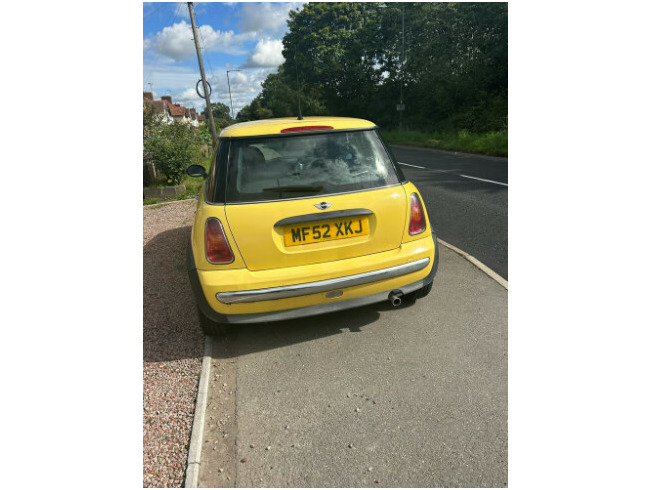 2002 Mini Cooper, Yellow, 