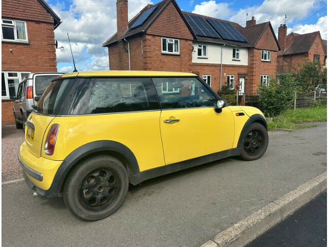 2002 Mini Cooper, Yellow, 