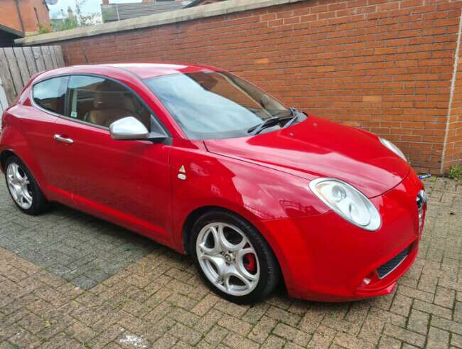 Alfa Romeo Mito in Castlereagh, Belfas