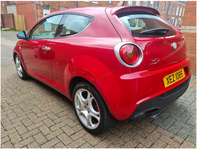 Alfa Romeo Mito in Castlereagh, Belfas