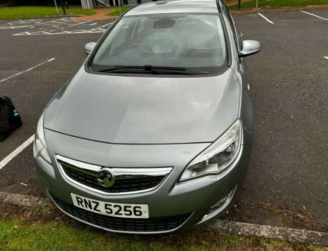 2011 Vauxhall Astra, Hatchback, Manual, 1598 (cc), 5 Doors