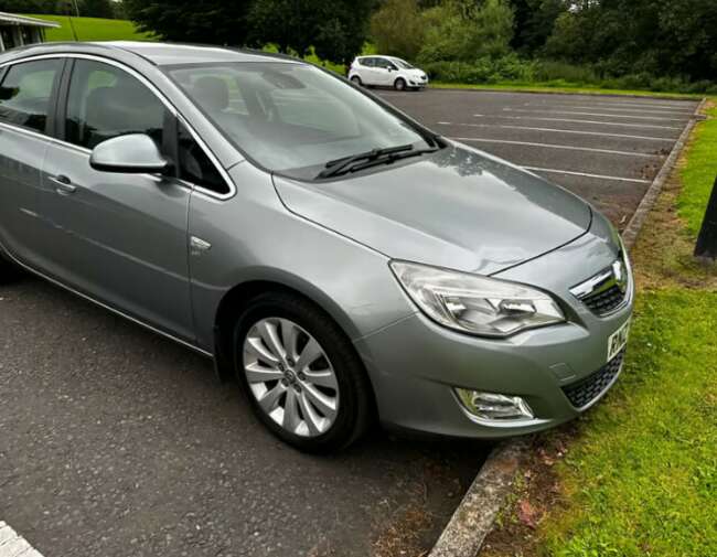 2011 Vauxhall Astra, Hatchback, Manual, 1598 (cc), 5 Doors