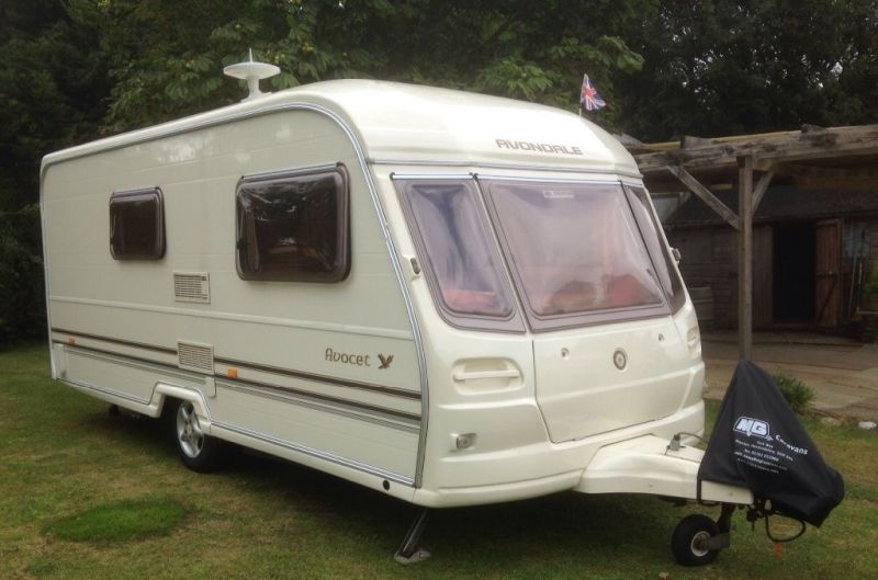 2003 Lovely Avondale Avocet Caravan image 1